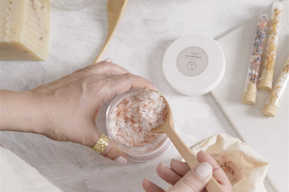 CBD Grapefruit Mineral Bath Salts